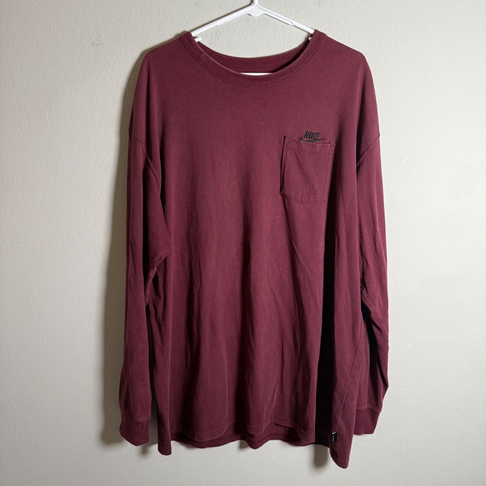 Nike Mens XL Loose Fit Long Sleeve Pocket T-Shirt Burgundy Maroon Embroidered